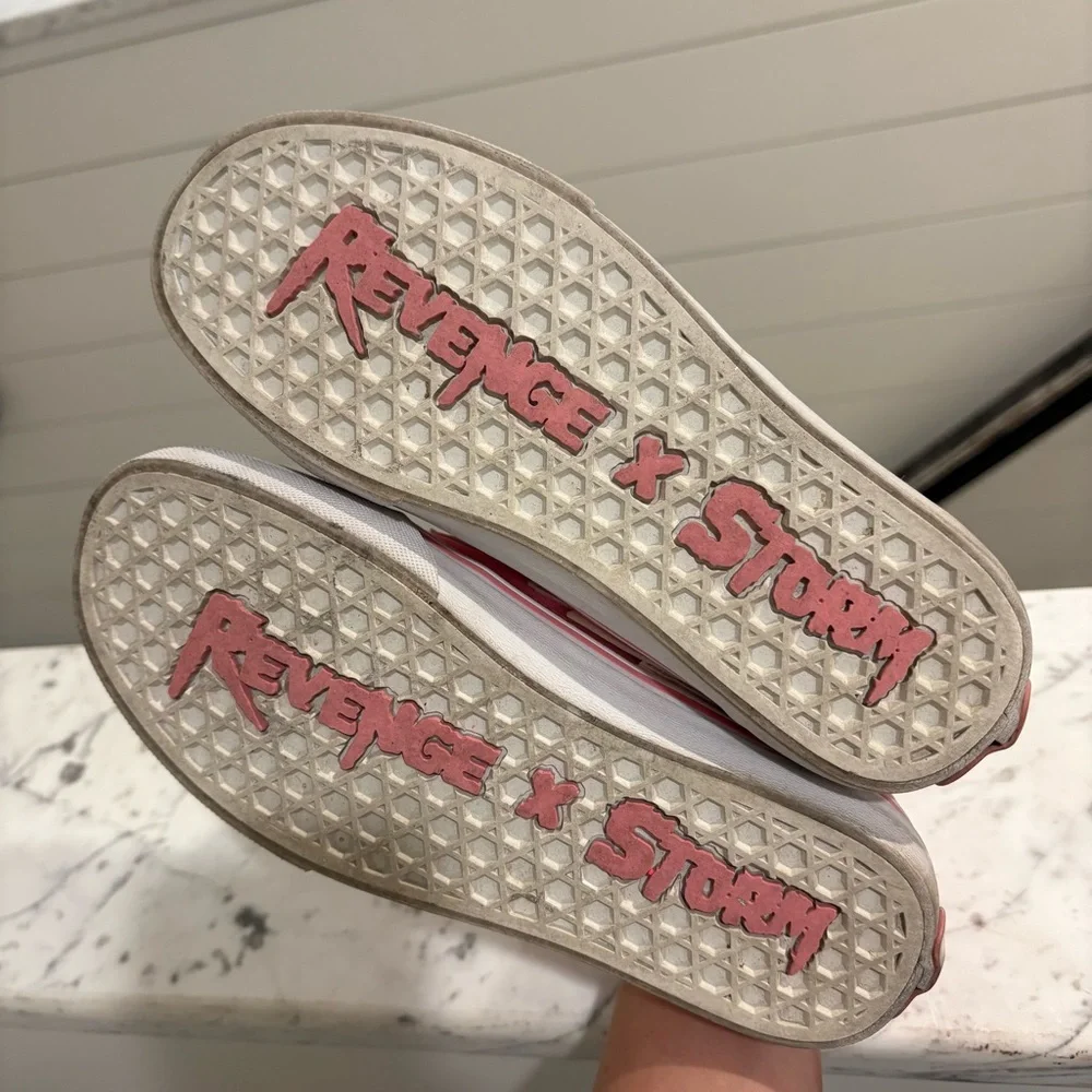 Revenge X Storm Pink Shoes women’s size 5.5
